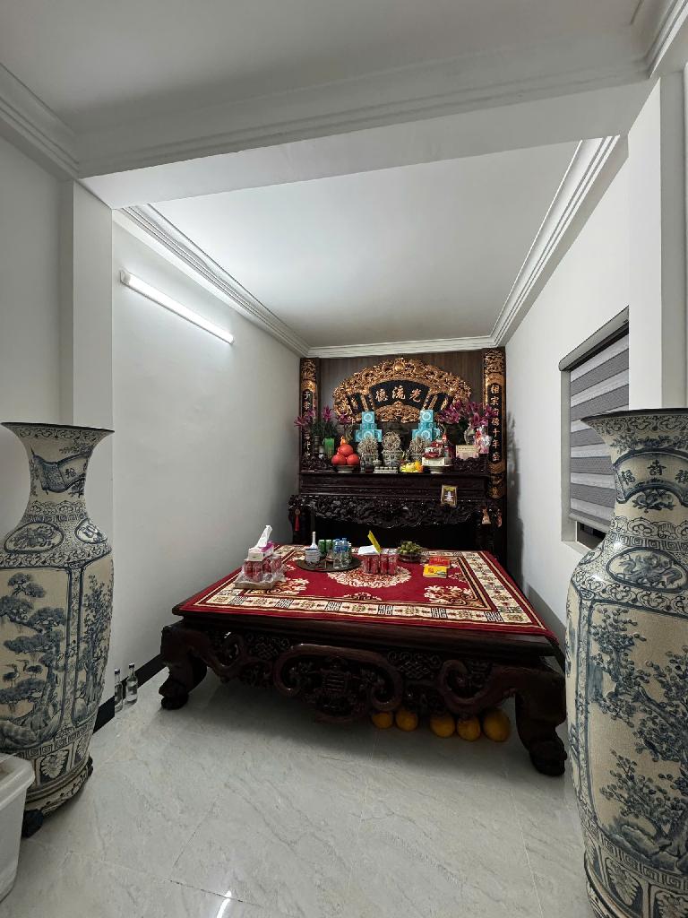 Bán nhà Ngõ Gốc Đề - diện tích 39,7m2 5 tầng - Nhà hoàn thiện long lanh, nội thất cao cấp - giá 13,5 tỷ