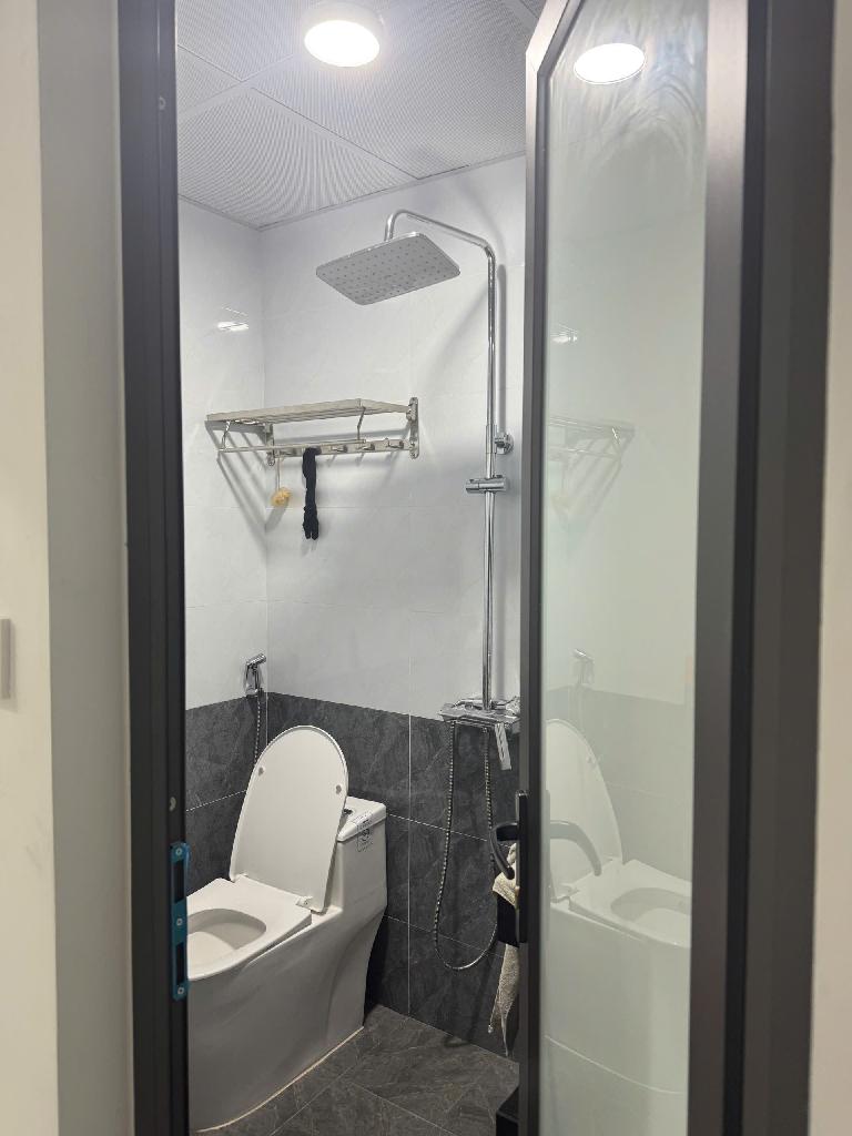 Bán nhà Ngõ Gốc Đề - diện tích 39,7m2 5 tầng - Nhà hoàn thiện long lanh, nội thất cao cấp - giá 13,5 tỷ