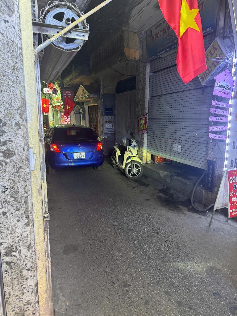 Bán nhà Ngõ Gốc Đề - diện tích 39,7m2 5 tầng - Nhà hoàn thiện long lanh, nội thất cao cấp - giá 13,5 tỷ