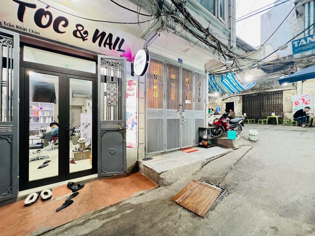 Bán nhà Trần Khát Chân - diện tích 35m2 5 tầng - Lô góc - giá 15 tỷ