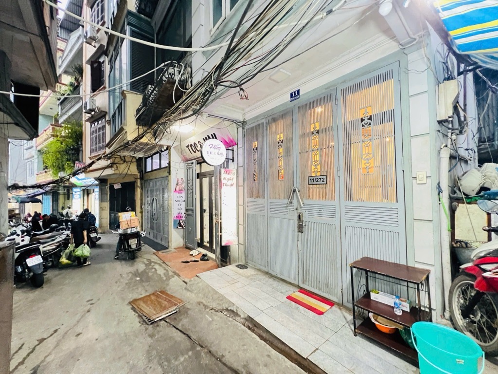 Bán nhà Trần Khát Chân - diện tích 35m2 5 tầng - Lô góc - giá 15 tỷ