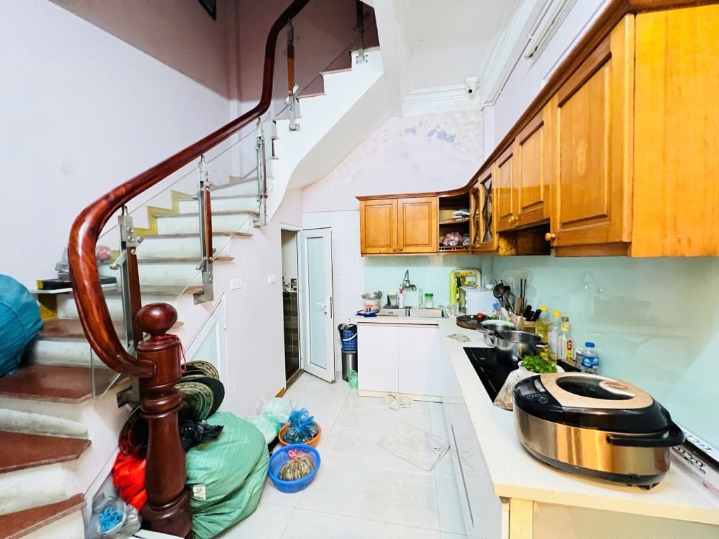 Bán nhà Trần Khát Chân - diện tích 35m2 5 tầng - Lô góc - giá 15 tỷ