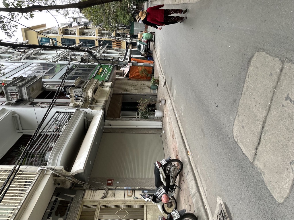 Bán nhà Kim Đồng - diện tích 56.1m2 5 tầng - Ô TÔ TRÁNH - giá 22,9 tỷ