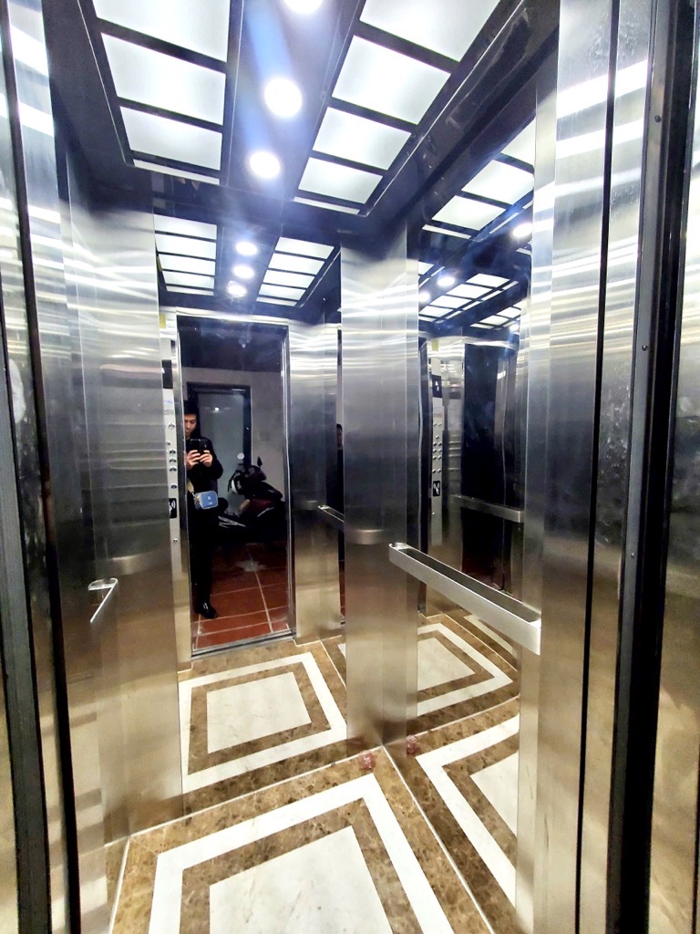 Bán nhà Tôn Thất Tùng - diện tích 69.8m2 7 tầng - Khu vực hiếm nhà bán tòa căn hộ dịch vụ - giá 17,5 tỷ