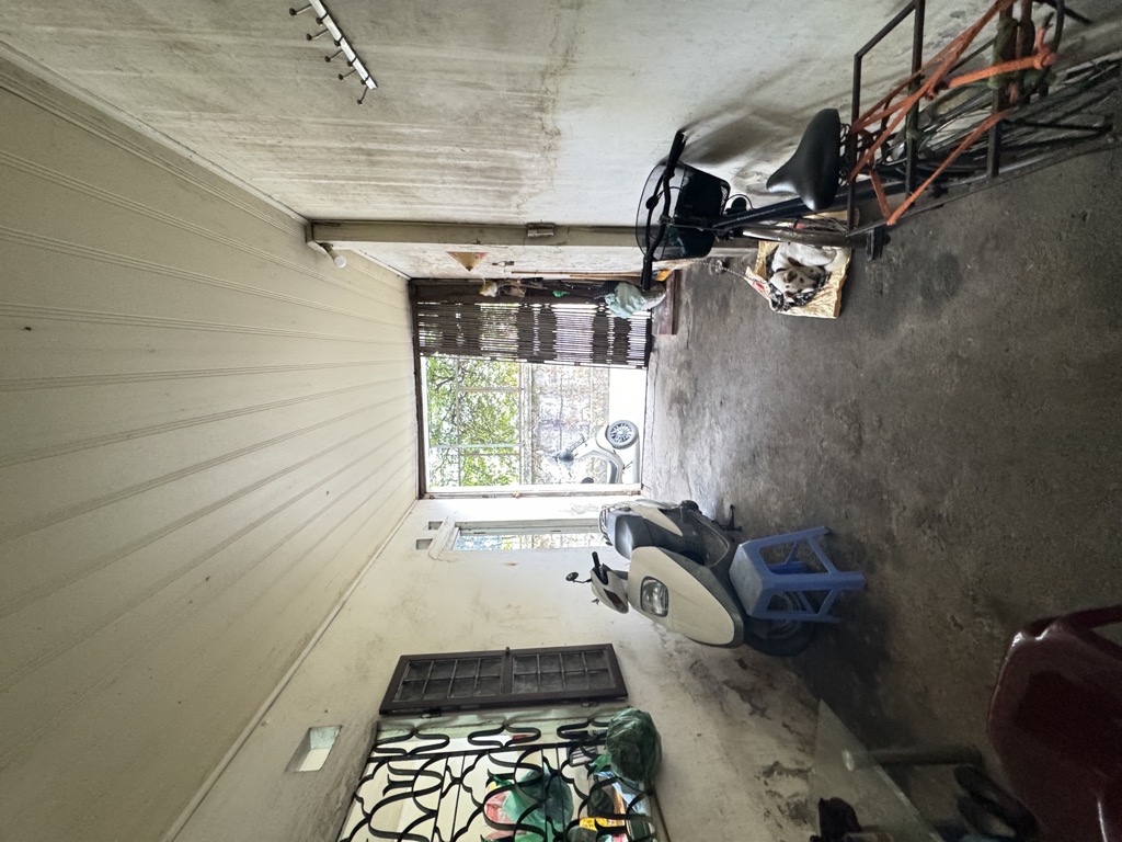 Bán nhà Giải Phóng - diện tích 131m2 1 tầng - Ô TÔ- KINH DOANH - giá 12,6 tỷ