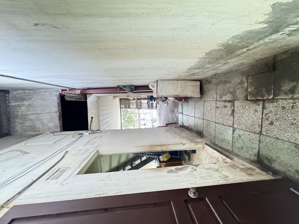 Bán nhà Giải Phóng - diện tích 131m2 1 tầng - Ô TÔ- KINH DOANH - giá 12,6 tỷ