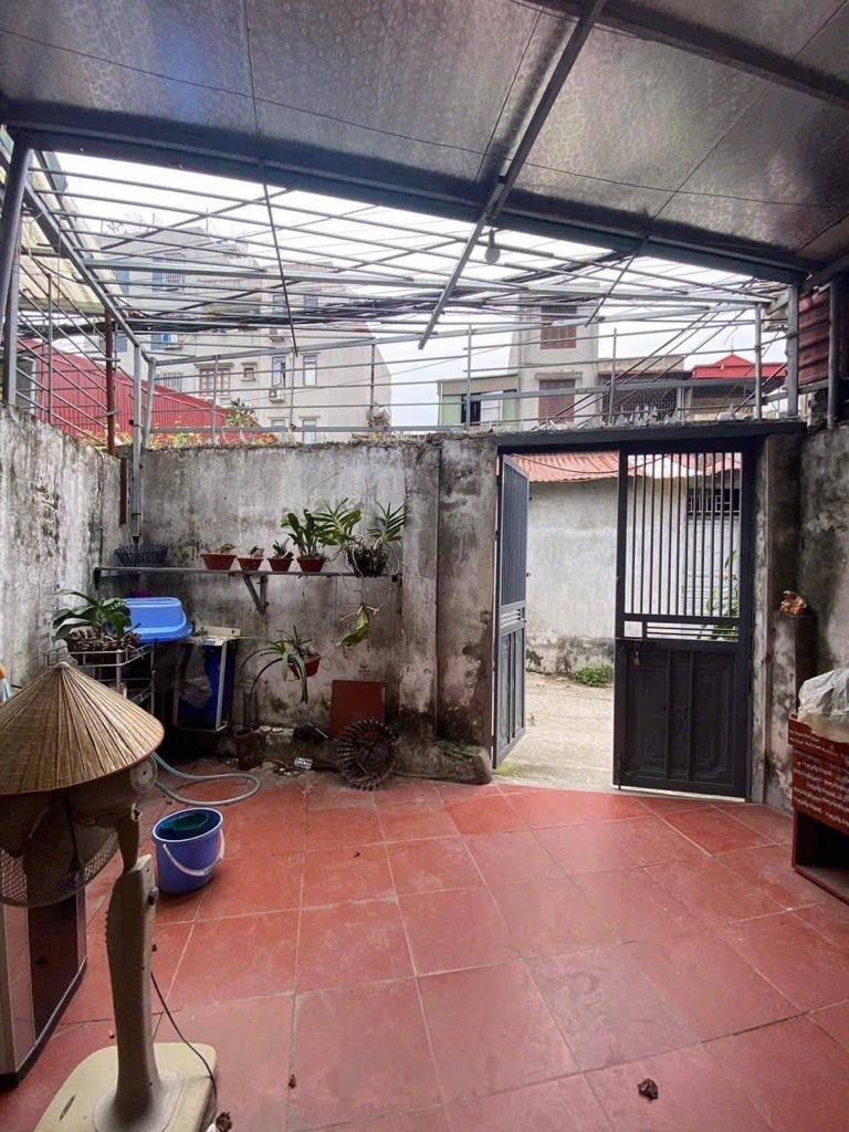 Bán nhà Nguyễn Chính - diện tích 69m2 1 tầng - Ô TÔ TẢI ĐỖ CỬA - giá 2,35 tỷ