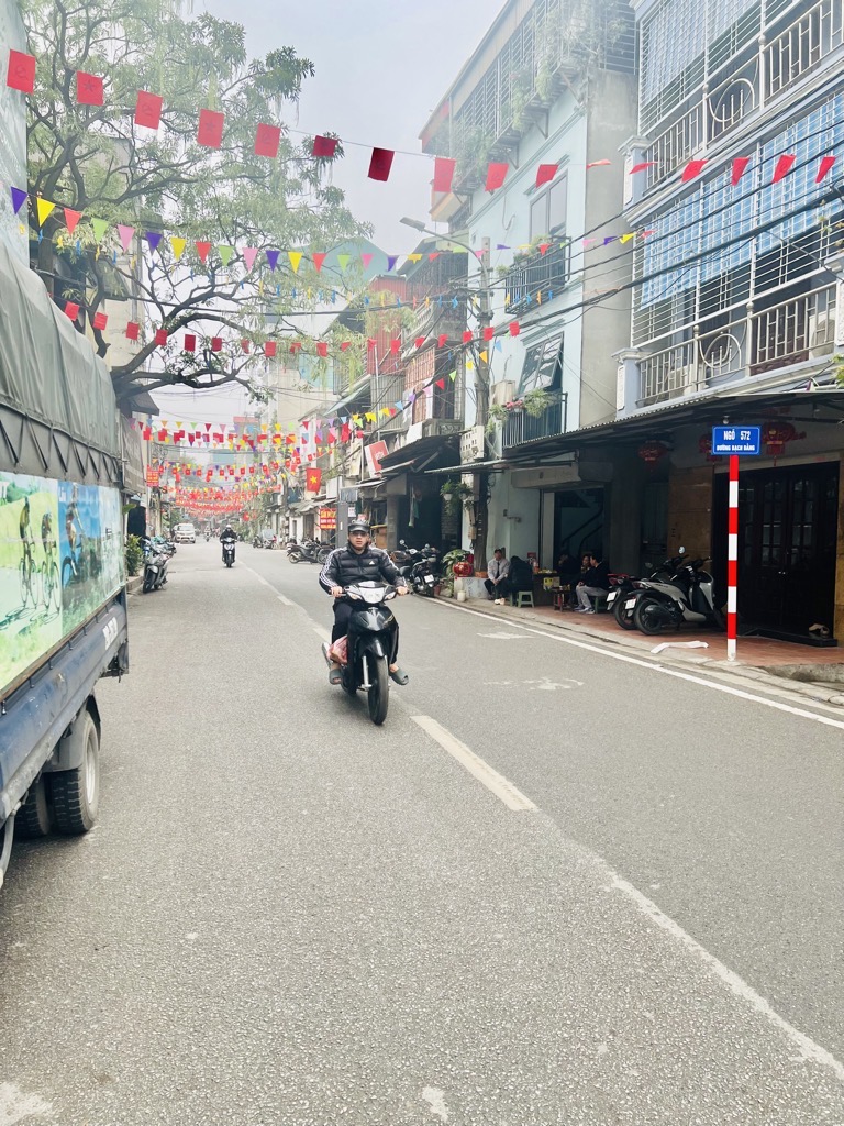 Bán nhà Bạch Đằng - diện tích 71m2 2 tầng - MẶT PHỐ KINH DOANH SẦM UẤT - giá 8,5 tỷ