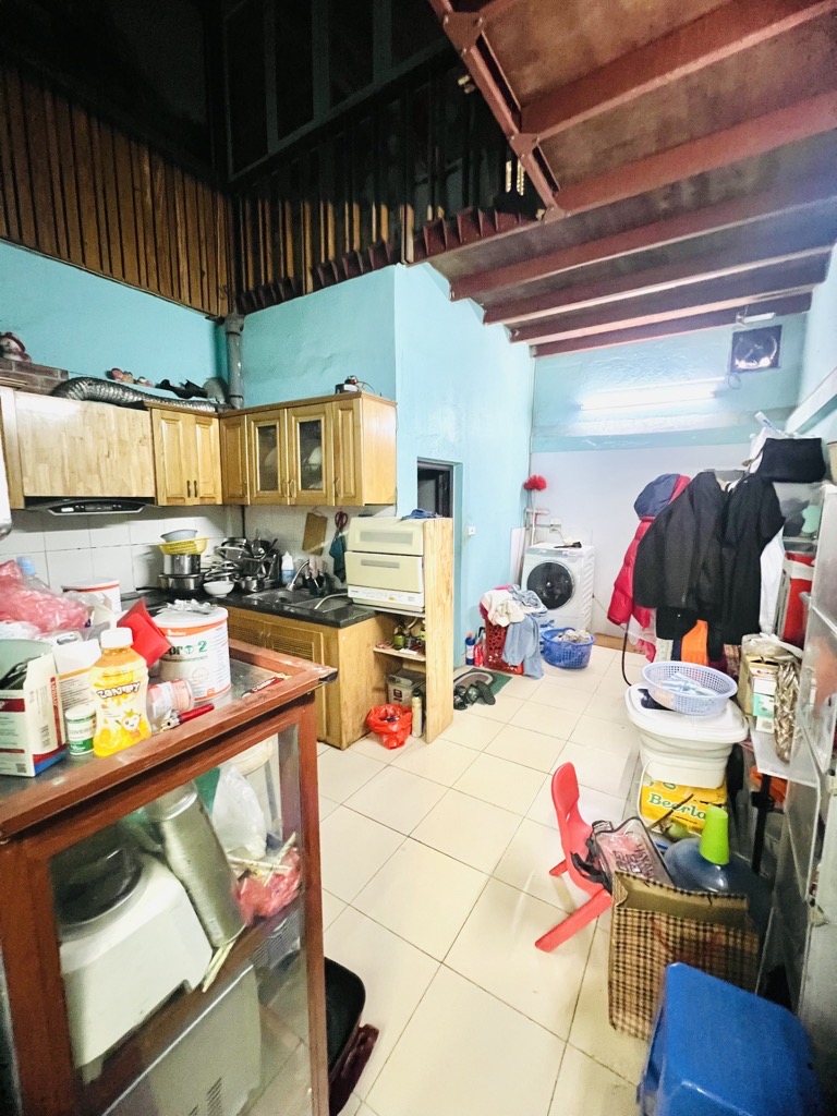 Bán nhà Bạch Đằng - diện tích 71m2 2 tầng - MẶT PHỐ KINH DOANH SẦM UẤT - giá 8,5 tỷ