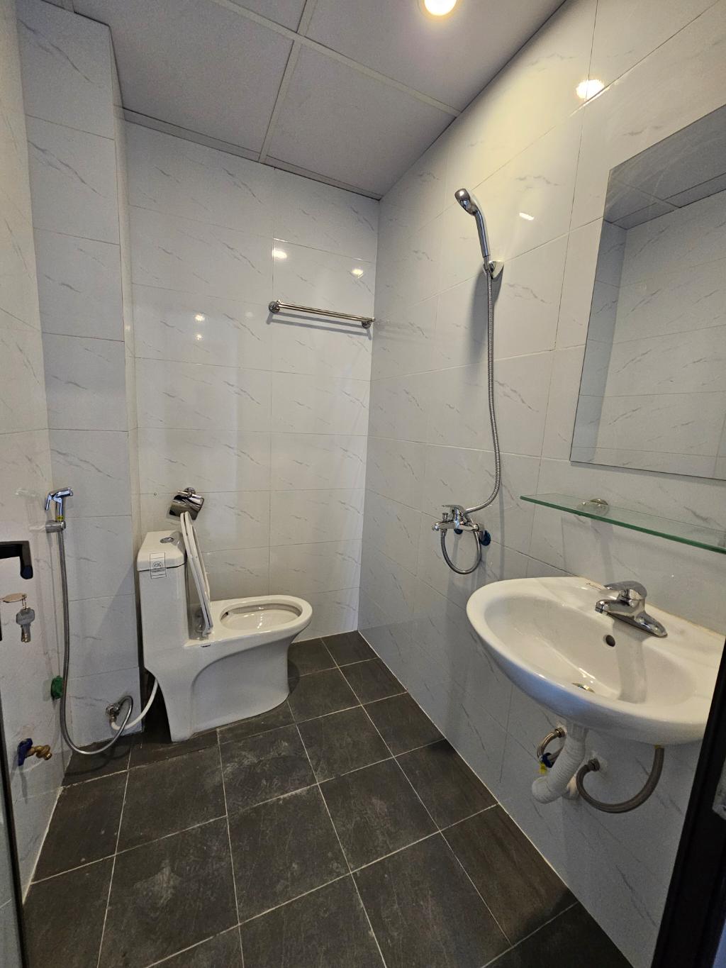 Bán nhà Hạ Đình - diện tích 51m2 7 tầng - Ô tô đỗ cửa - giá 21 tỷ