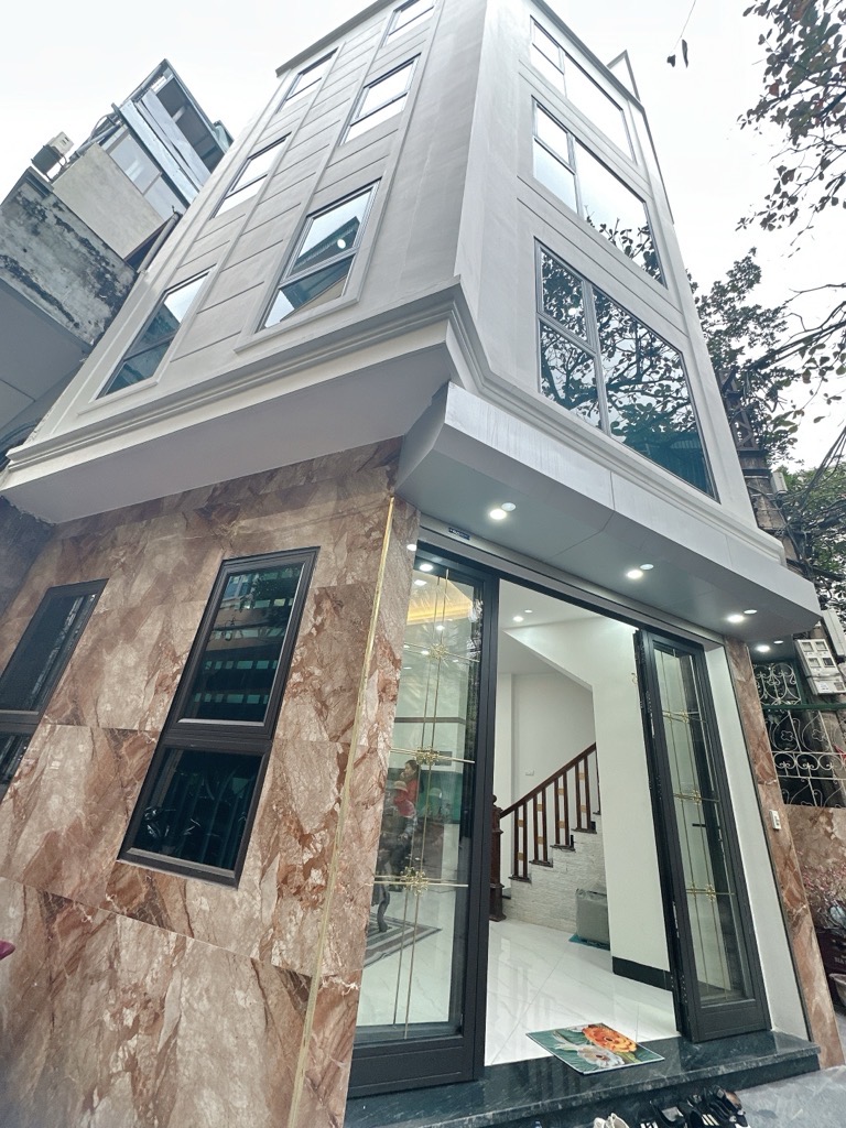 Bán nhà Kim Ngưu - diện tích 33m2 5 tầng - Ô TÔ TRÁNH - giá 10,5 tỷ