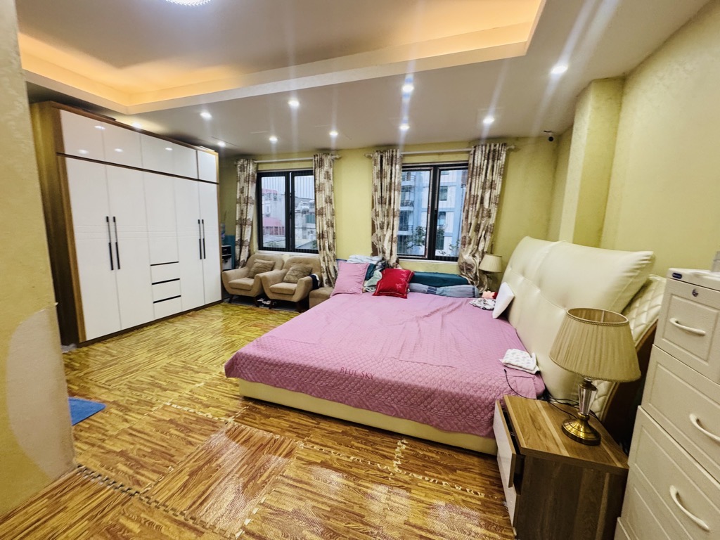 Bán nhà Trường Chinh - diện tích 38m2 7 tầng - Nhà đẹp long lanh, thang máy - giá 16,9 tỷ