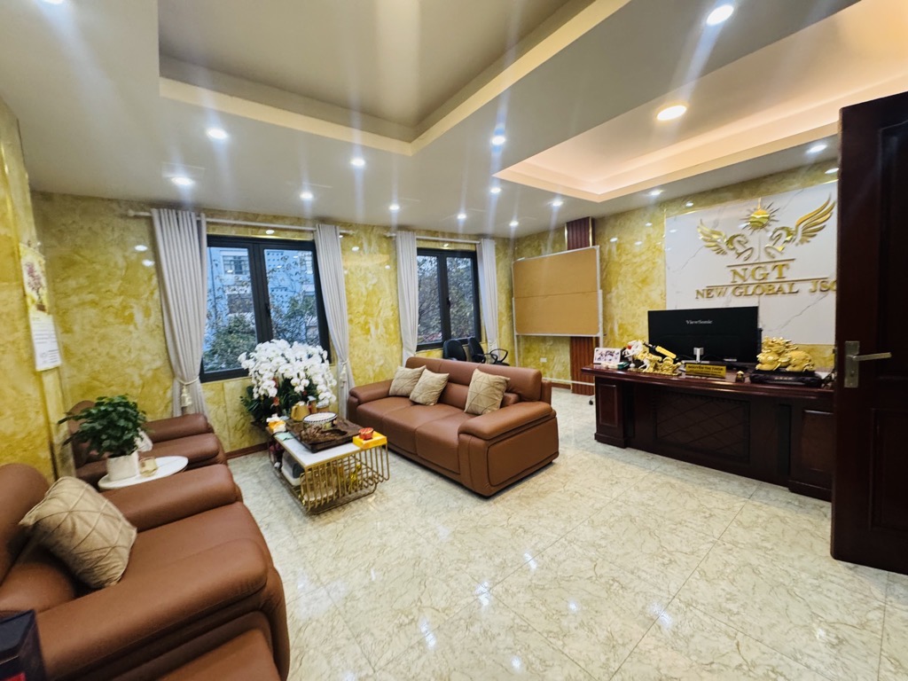 Bán nhà Trường Chinh - diện tích 38m2 7 tầng - Nhà đẹp long lanh, thang máy - giá 16,9 tỷ