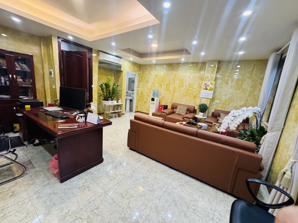 Bán nhà Trường Chinh - diện tích 38m2 7 tầng - Nhà đẹp long lanh, thang máy - giá 16,9 tỷ