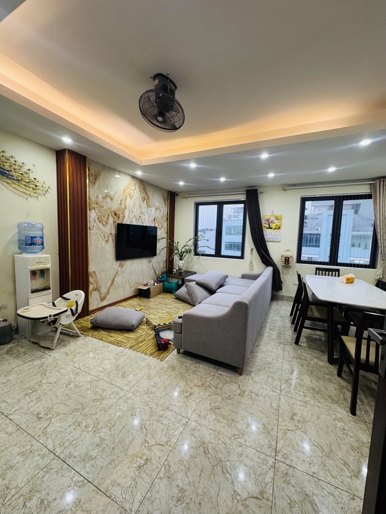 Bán nhà Trường Chinh - diện tích 38m2 7 tầng - Nhà đẹp long lanh, thang máy - giá 16,9 tỷ