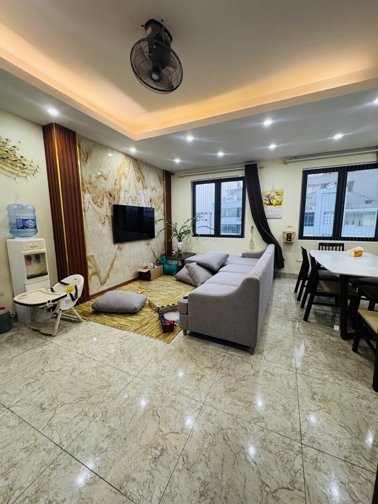 Bán nhà Trường Chinh - diện tích 38m2 7 tầng - Nhà đẹp long lanh, thang máy - giá 16,9 tỷ