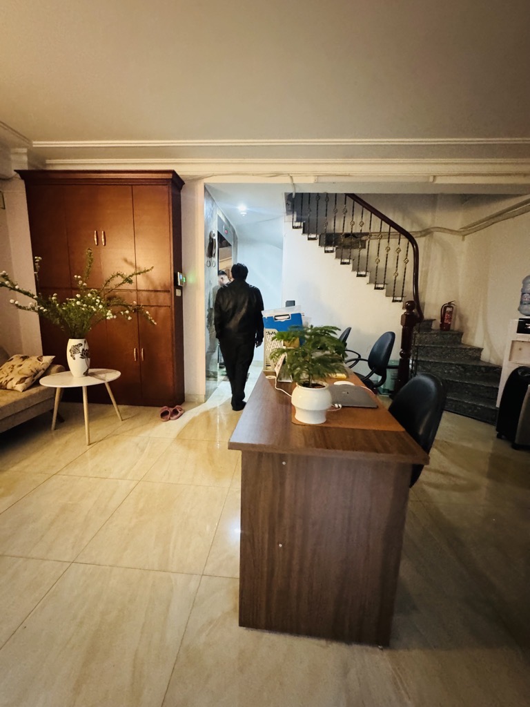 Bán nhà Trường Chinh - diện tích 38m2 7 tầng - Nhà đẹp long lanh, thang máy - giá 16,9 tỷ