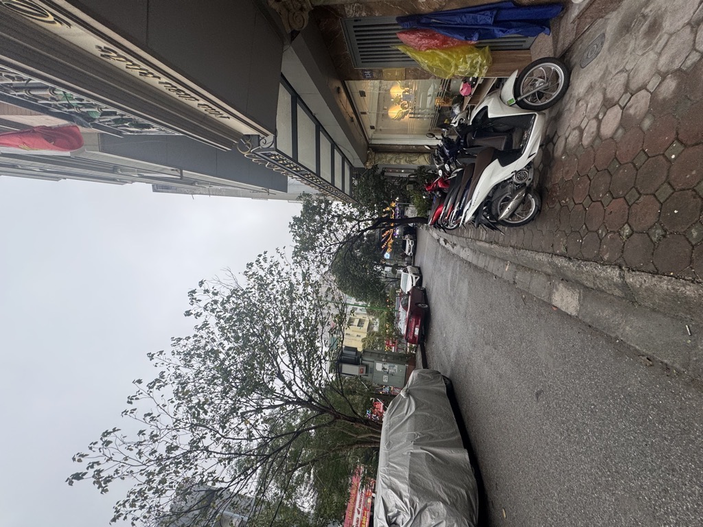 Bán nhà Trường Chinh - diện tích 38m2 7 tầng - Nhà đẹp long lanh, thang máy - giá 16,9 tỷ