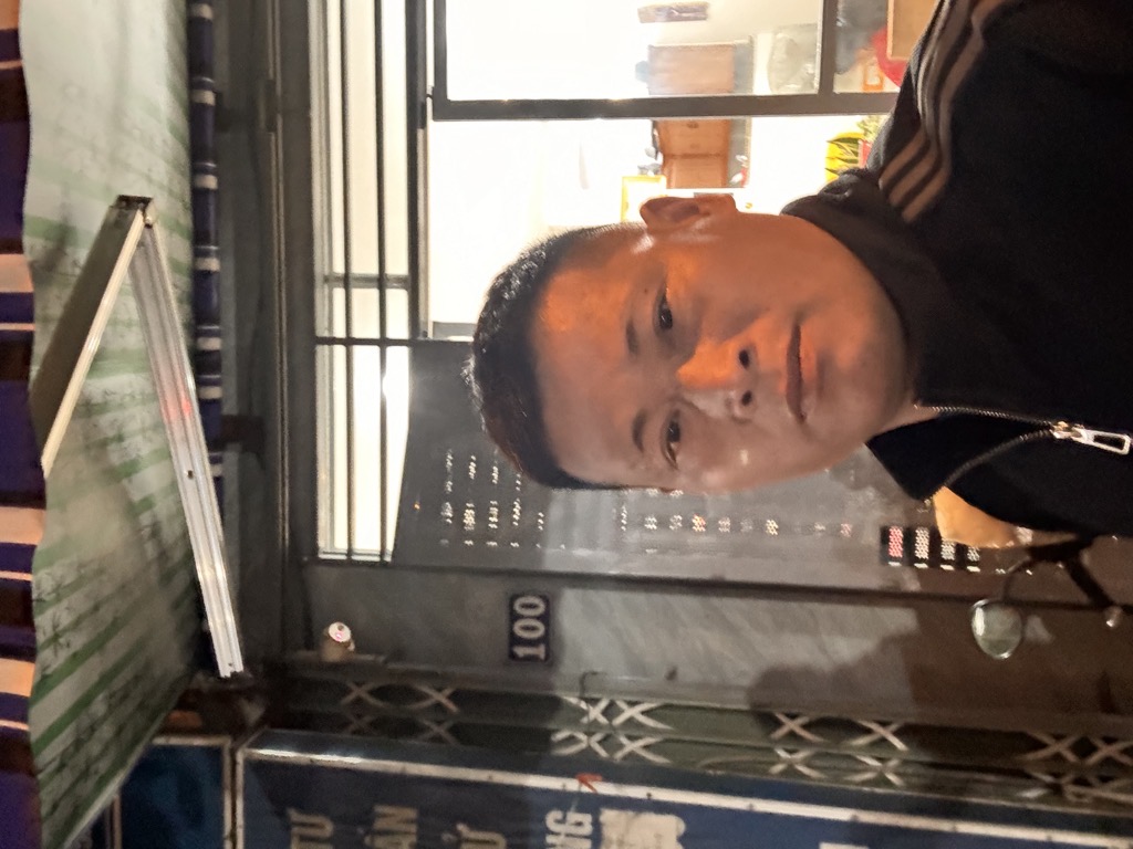 Bán nhà Lĩnh Nam - diện tích 30m2 2 tầng - ô tô đỗ cửa - giá 3,2 tỷ