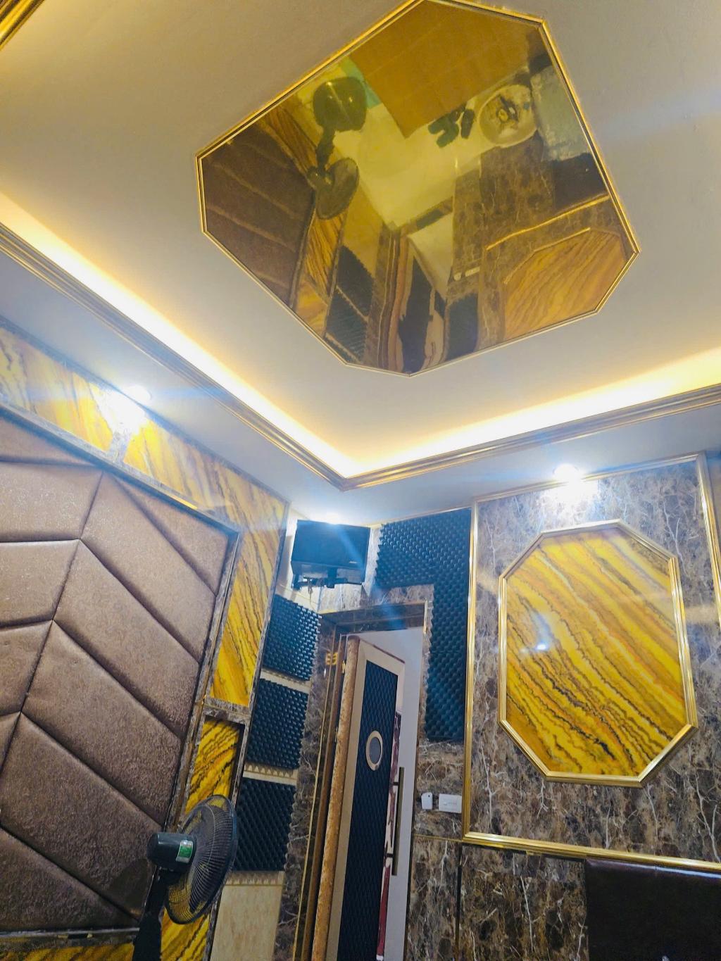 Bán nhà Hoàng Mai - diện tích 41.5m2 5 tầng - CĂN GÓC 3 THOÁNG - giá 11,8 tỷ