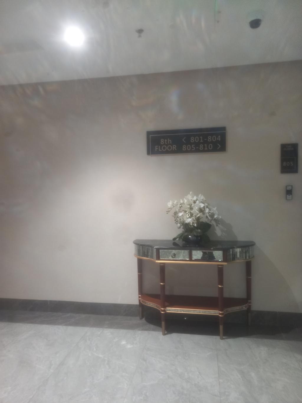 Bán nhà Nguyên Hồng - diện tích 64m2 1 tầng - Lô góc - giá 9,9 tỷ