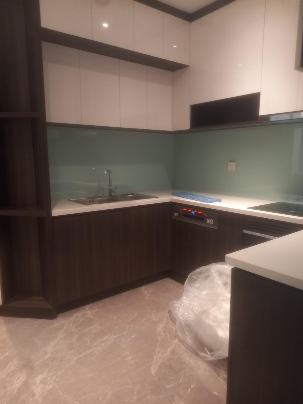 Bán nhà Nguyên Hồng - diện tích 64m2 1 tầng - Lô góc - giá 9,9 tỷ