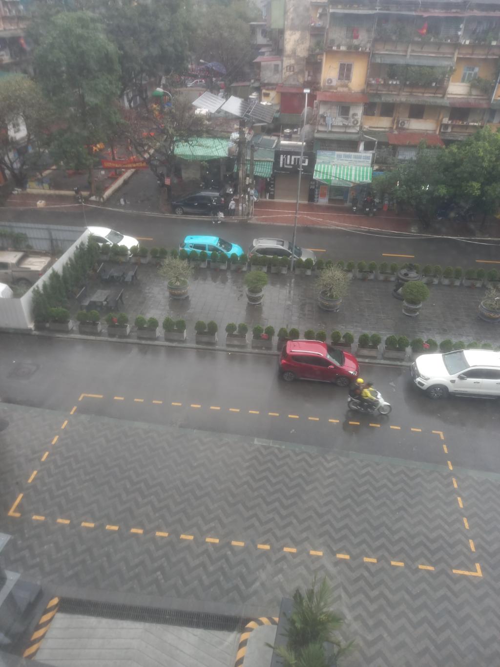 Bán nhà Nguyên Hồng - diện tích 64m2 1 tầng - Lô góc - giá 9,9 tỷ