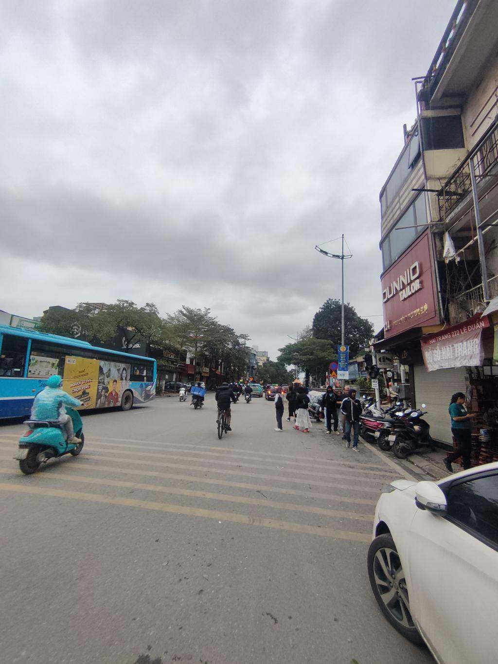 Bán nhà Lê Duẩn - diện tích 23m2 5 tầng - 2 mặt tiền - giá 6,5 tỷ