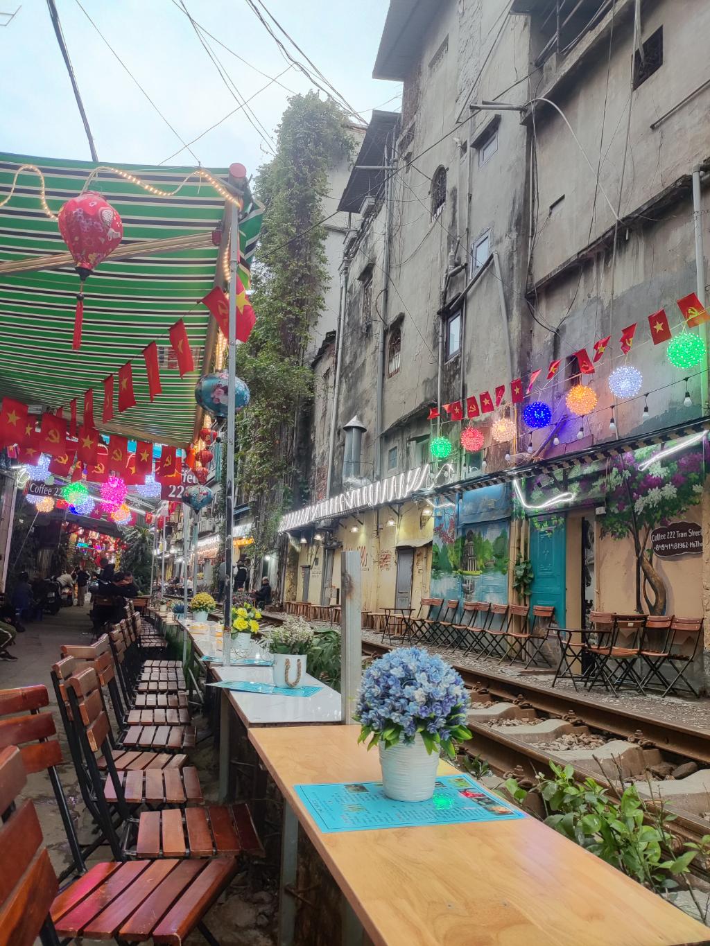 Bán nhà Lê Duẩn - diện tích 23m2 5 tầng - 2 mặt tiền - giá 6,5 tỷ