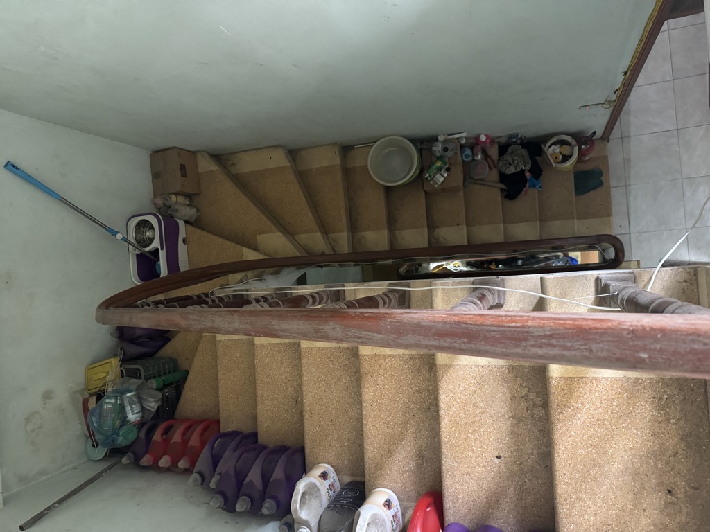 Bán nhà Nguyễn Khoái - diện tích 60m2 3 tầng - gần trường chợ - giá 7,8 tỷ