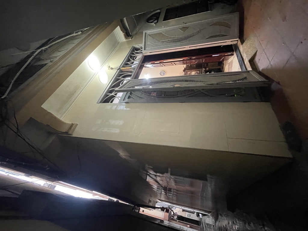 Bán nhà Nguyễn Cao - diện tích 57m2 5 tầng - Lô góc, gần phố - giá 13,2 tỷ