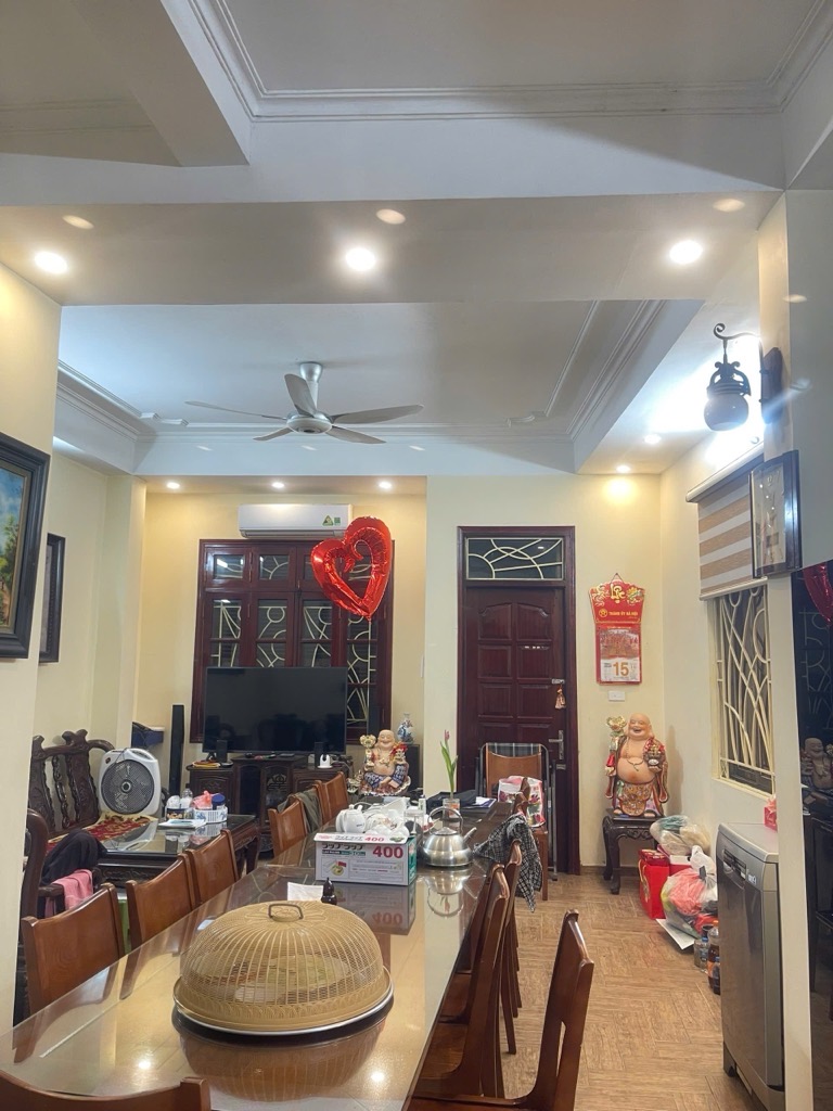 Bán nhà Nguyễn Cao - diện tích 57m2 5 tầng - Lô góc, gần phố - giá 13,2 tỷ