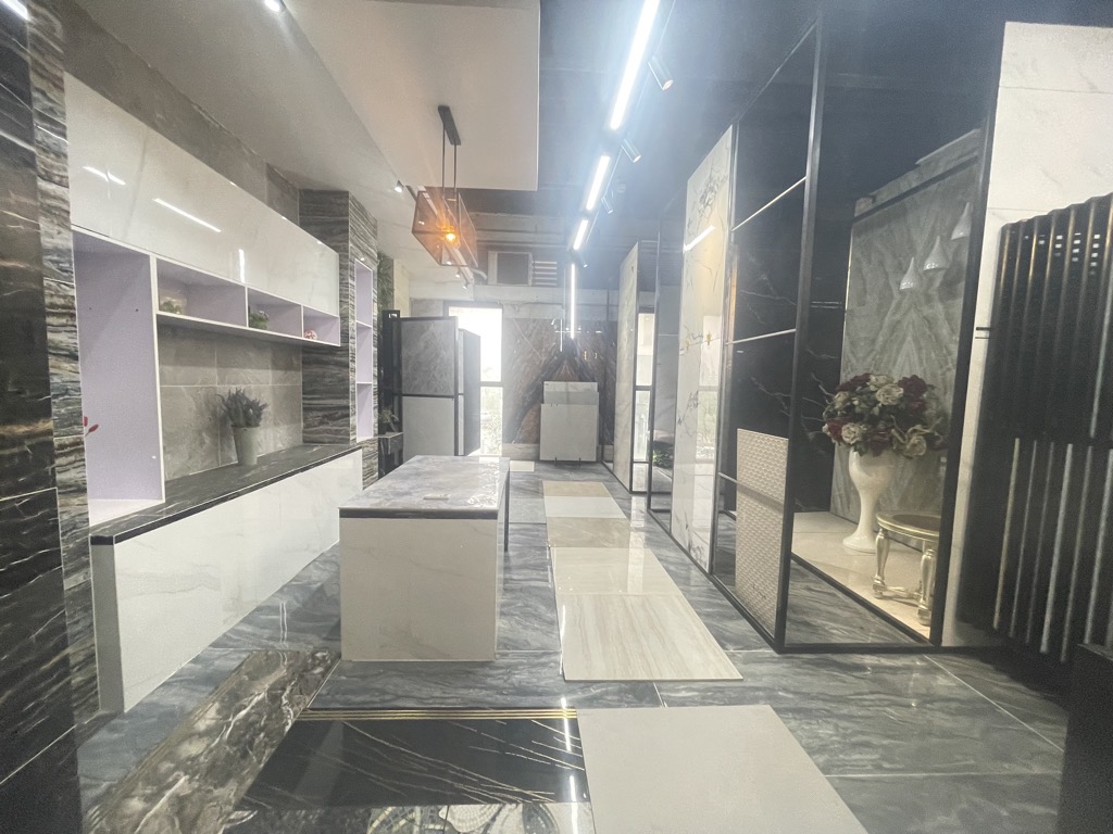 Bán nhà Tam Trinh - diện tích 115.8m2 2 tầng - Kinh doanh đỉnh - giá 10,5 tỷ