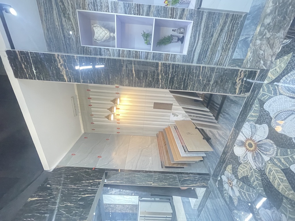 Bán nhà Tam Trinh - diện tích 115.8m2 2 tầng - Kinh doanh đỉnh - giá 10,5 tỷ