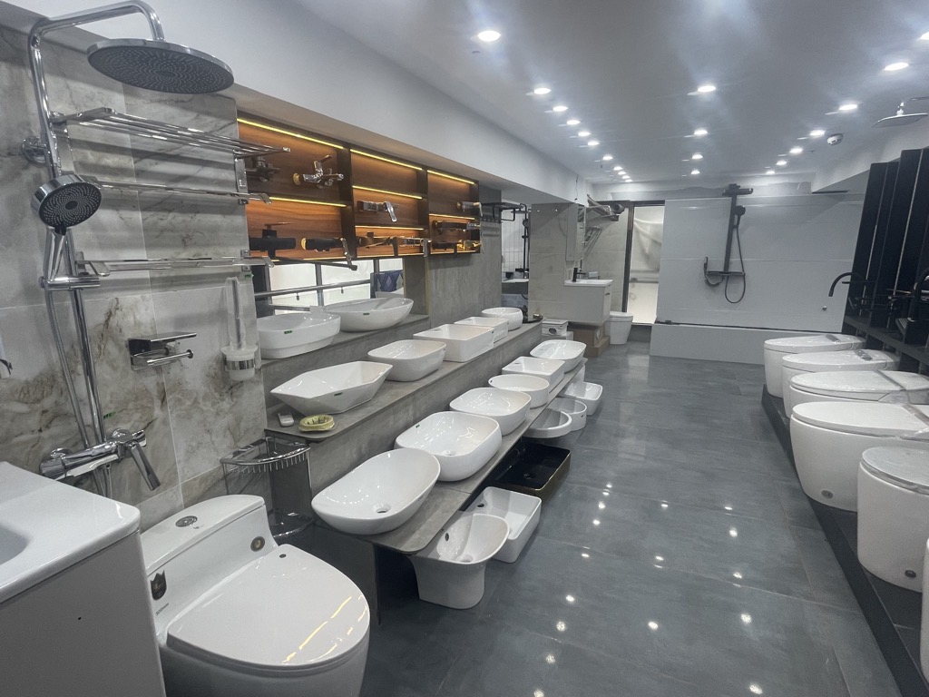 Bán nhà Tam Trinh - diện tích 135,2m2 2 tầng - Kinh doanh đỉnh - giá 10,8 tỷ