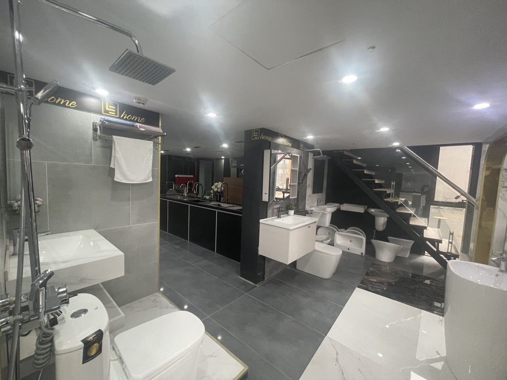 Bán nhà Tam Trinh - diện tích 135,2m2 2 tầng - Kinh doanh đỉnh - giá 10,8 tỷ