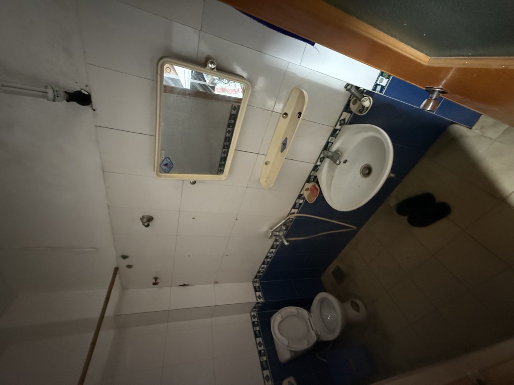 Bán nhà Trần Khát Chân - diện tích 47.6m2 4 tầng - Lô góc, 2 mặt ngõ - giá 12 tỷ