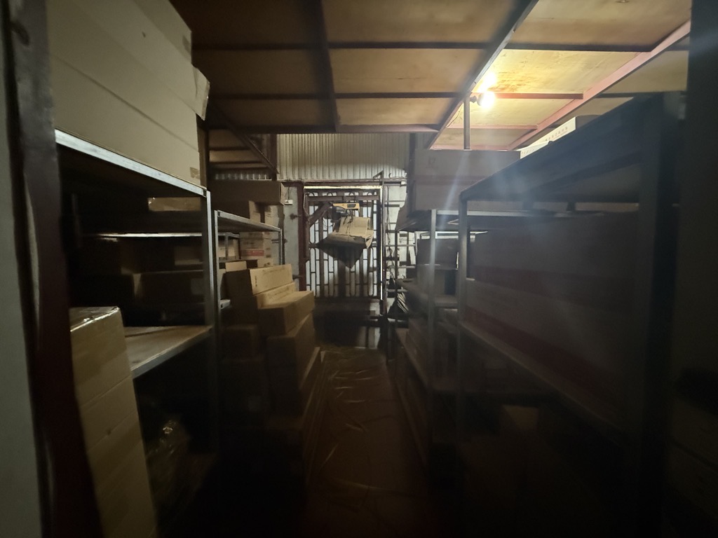 Bán nhà Trần Khát Chân - diện tích 47.6m2 4 tầng - Lô góc, 2 mặt ngõ - giá 12 tỷ