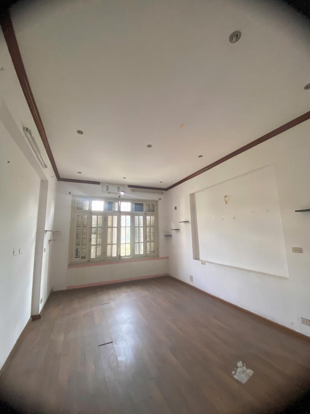 Bán nhà Nguyễn Trãi - diện tích 54m2 4 tầng - Mặt phố kinh doanh nhộn nhịp - giá 11 tỷ