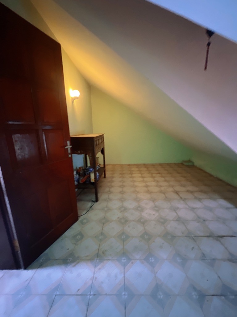 Bán nhà Thịnh Quang - diện tích 98m2 4 tầng - ô tô qua nhà - giá 22,5 tỷ