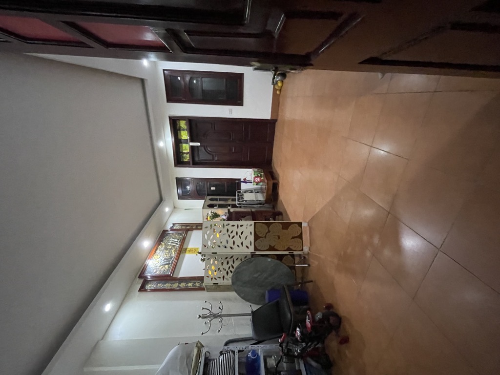 Bán nhà Quan Nhân - diện tích 62m2 4 tầng - Ô tô ngủ trong nhà - giá 16,6 tỷ