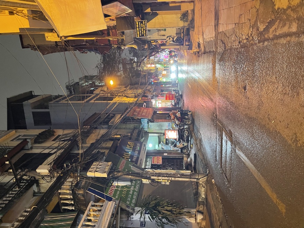 Bán nhà Quan Nhân - diện tích 62m2 4 tầng - Ô tô ngủ trong nhà - giá 16,6 tỷ