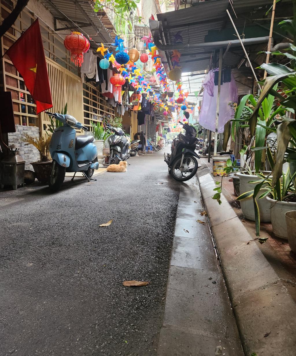 Bán nhà Thanh Xuân Bắc - diện tích 28,4m2 3 tầng - Mặt ngõ ô tô tránh - giá 2,3 tỷ