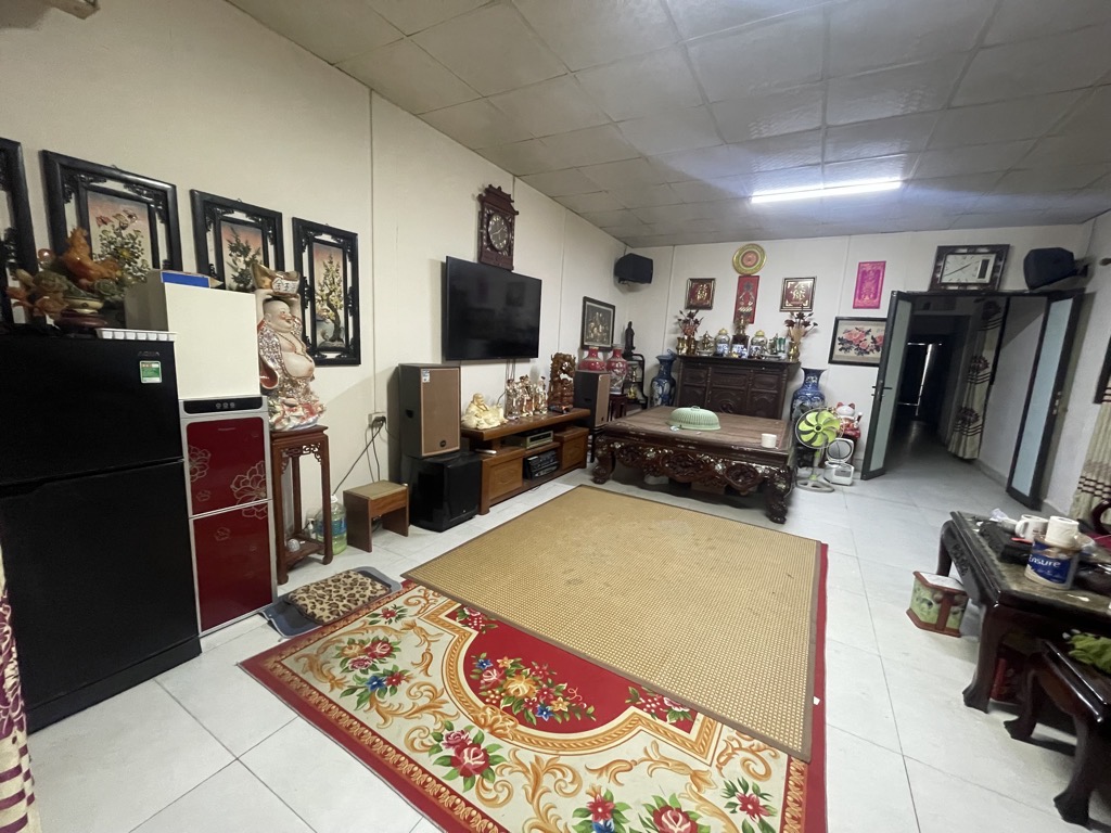 Bán nhà Vĩnh Hưng - diện tích 150m2 1 tầng - ô tô tránh - giá 4,5 tỷ