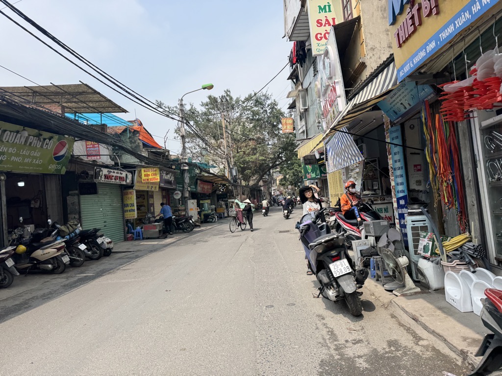 Bán nhà Khương Đình - diện tích 35m2 4 tầng - nhà cũ xây chắc chắn - giá 7,6 tỷ