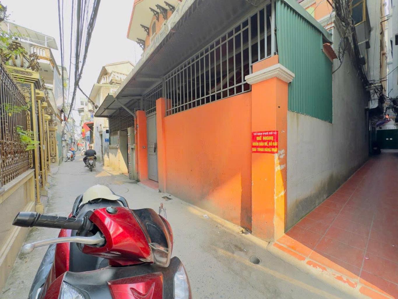 Bán nhà Tam Trinh - diện tích 63m2 3 tầng - LÔ GÓC - MẶT NGÕ Ô TÔ - giá 11,9 tỷ