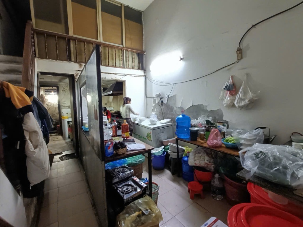 Bán nhà Giải Phóng - diện tích 53.5m2 1 tầng - Ô tô tránh - giá 8,5 tỷ