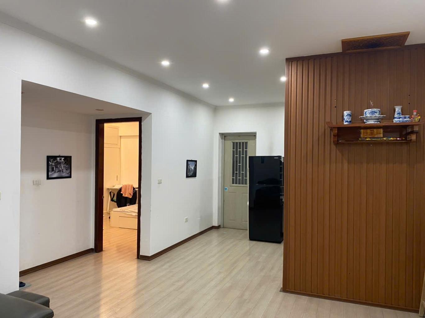 Bán nhà Nghiêm Xuân Yêm - diện tích 82m2 1 tầng - Chung cư mặt đường, giá 6,5 tỷ