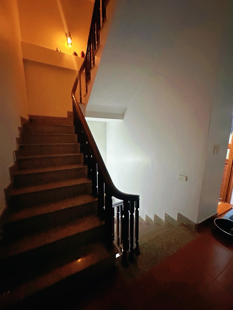 Bán nhà Hạ Đình - diện tích 71m2 4 tầng - Ô TÔ - giá 18,5 tỷ