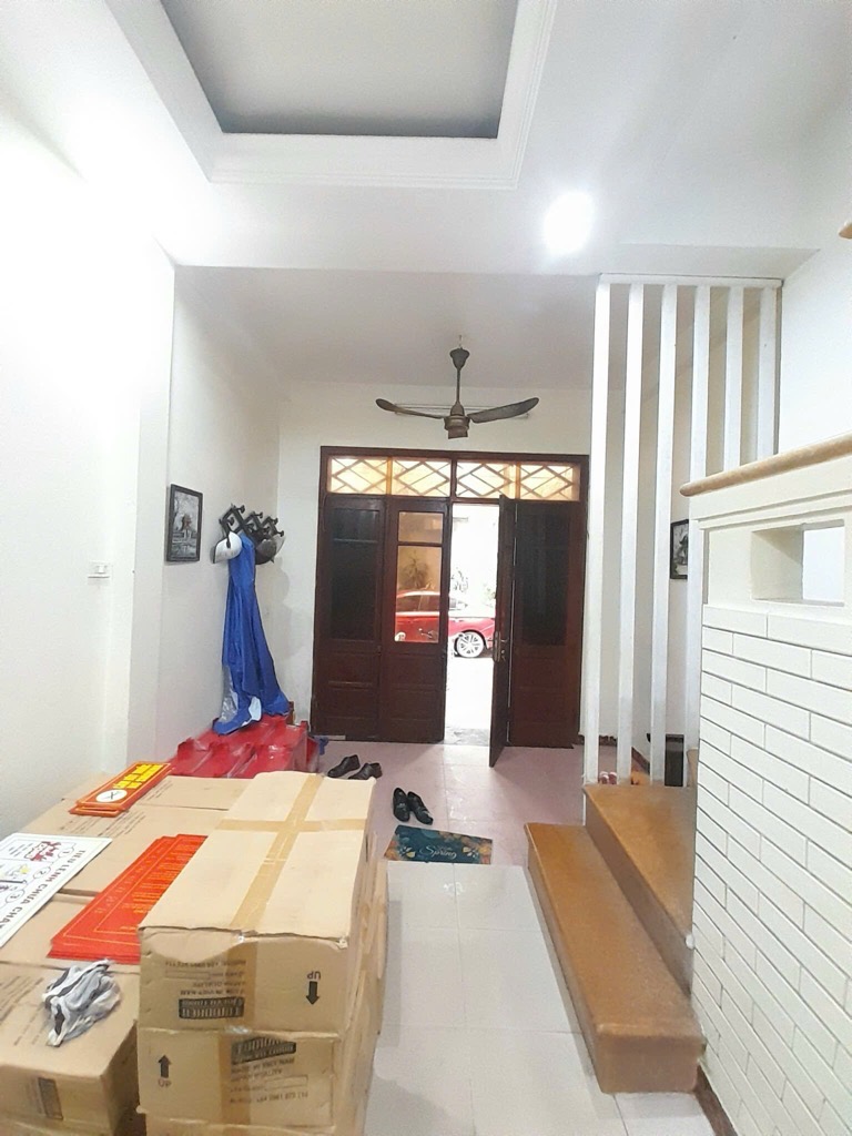 Bán nhà Ngọc Hồi - diện tích 45m2 4 tầng - 2 mặt ngõ ô tô tránh - giá 14,4 tỷ